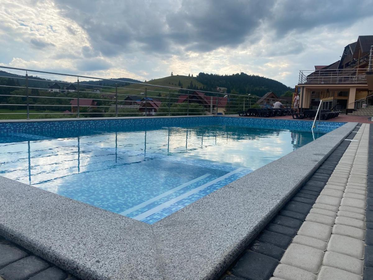 Greku Hotel Bukovel Exterior foto